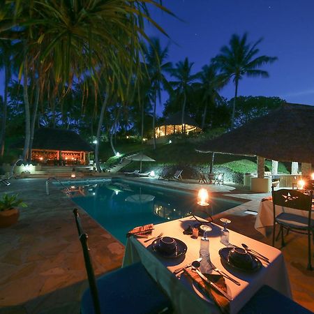 Kinasi Lodge Utende Exterior photo