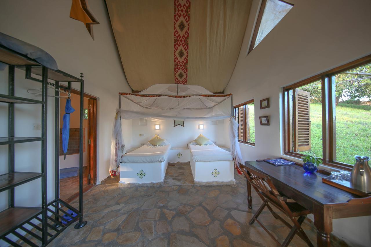 Kinasi Lodge Utende Exterior photo