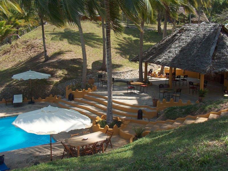 Kinasi Lodge Utende Exterior photo
